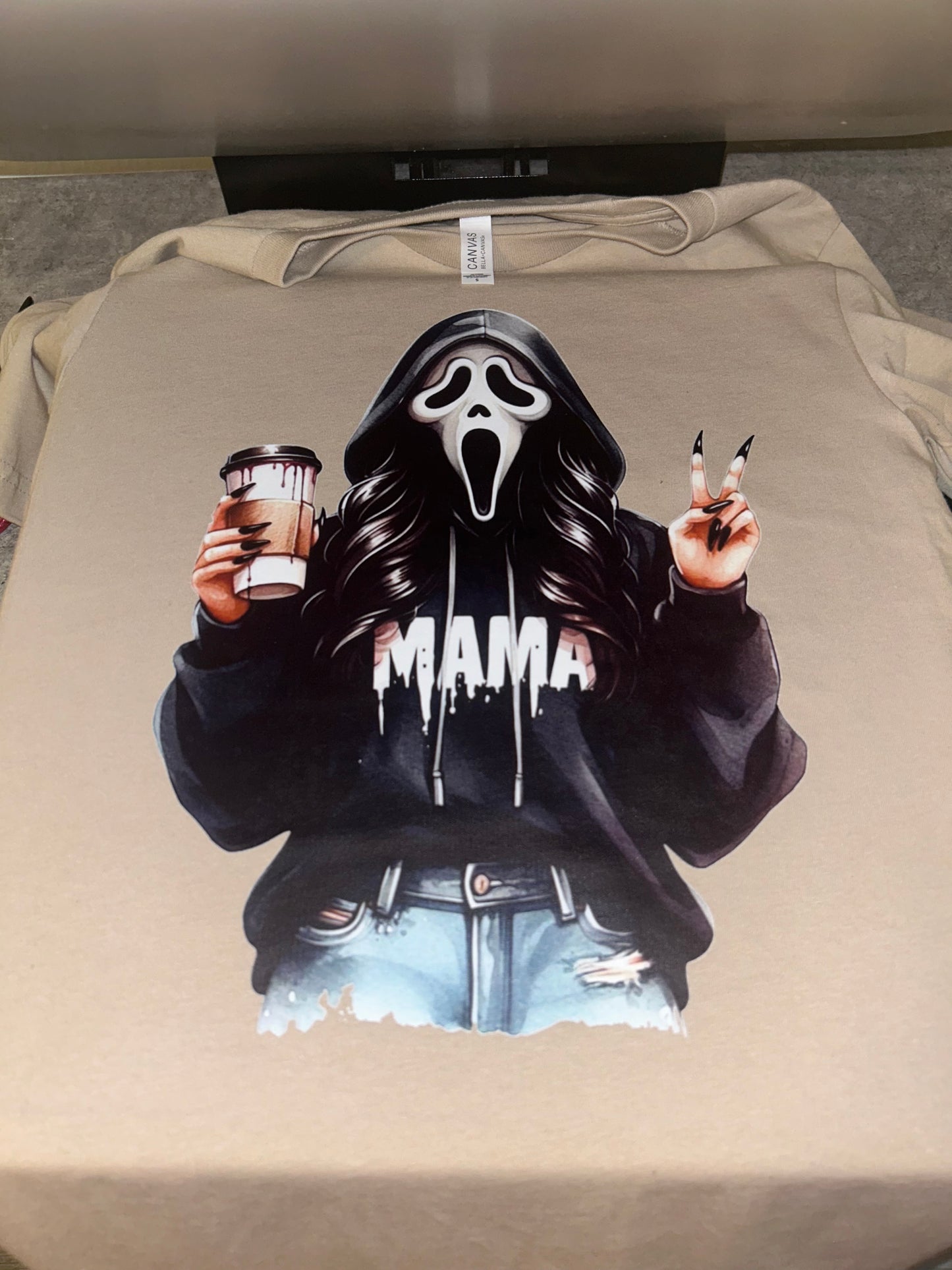 Mama Scream Mask