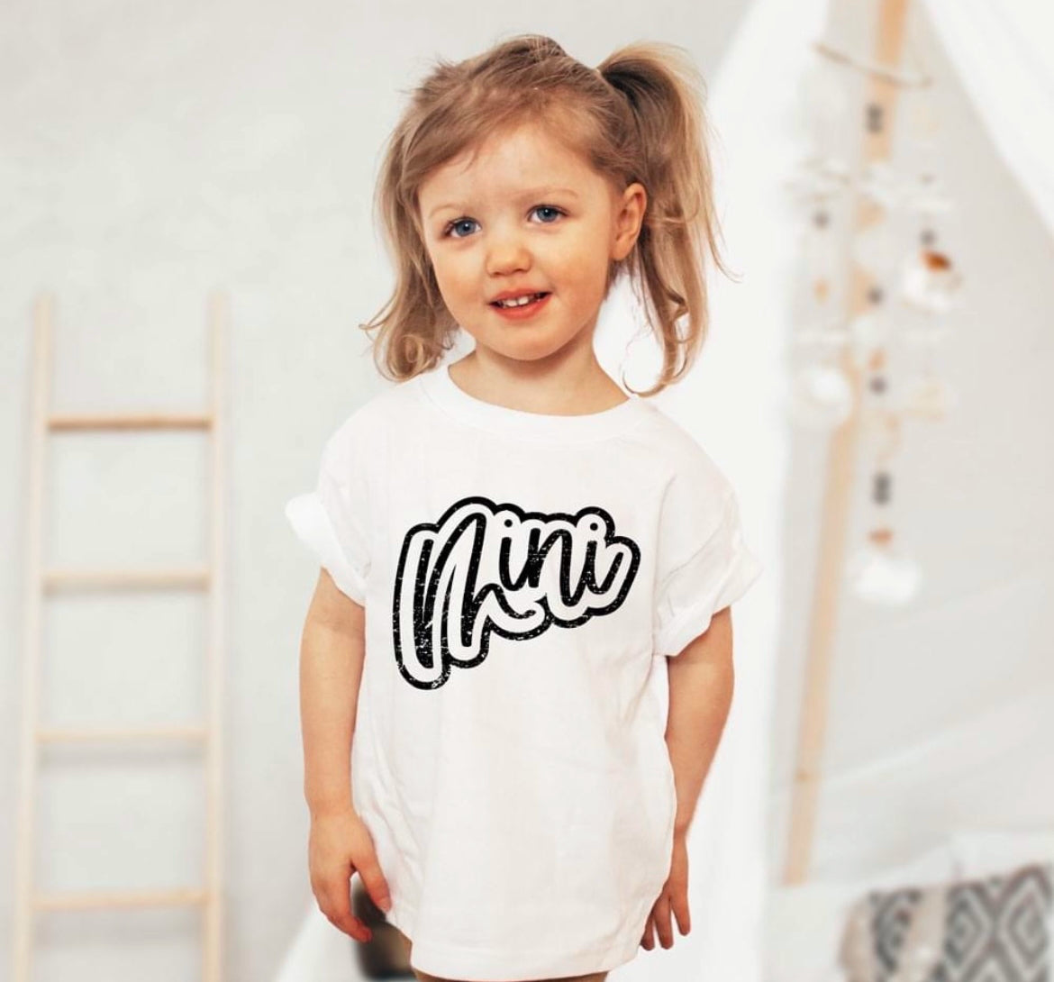 Mama + Mini Outline