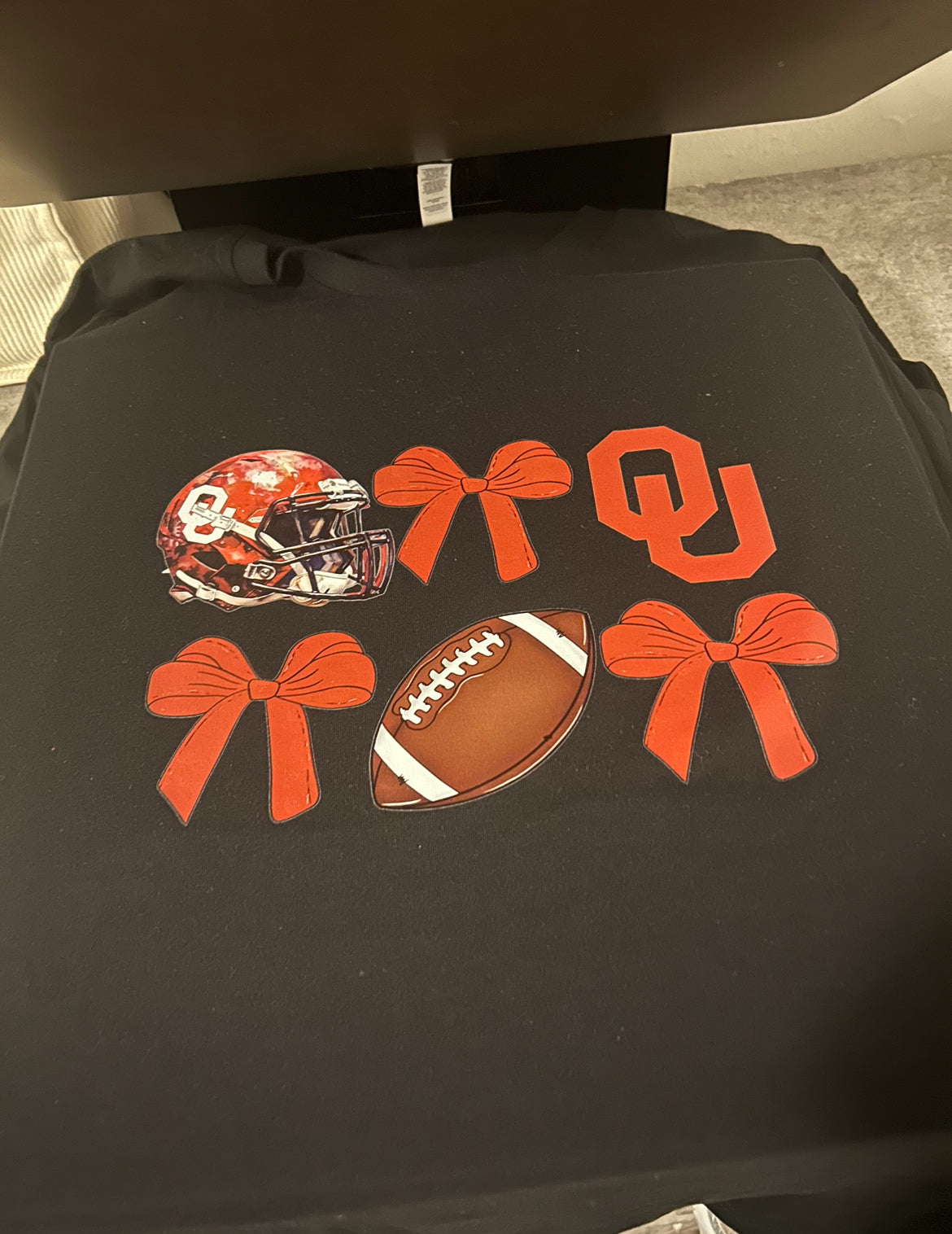 OU Bow Helmet 2 Row