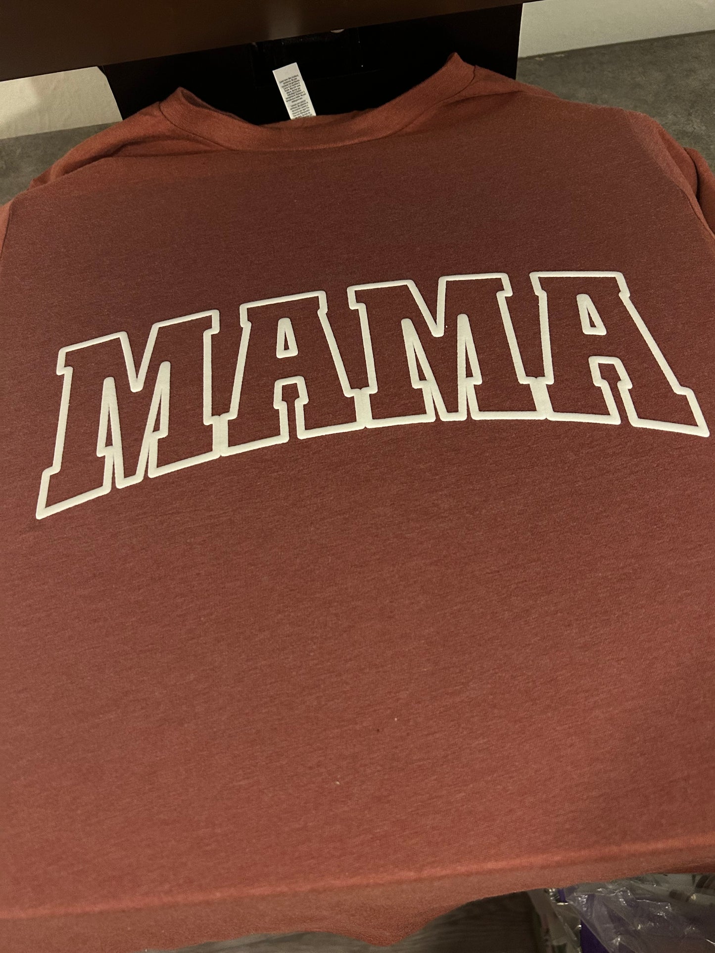Mama - White Outline