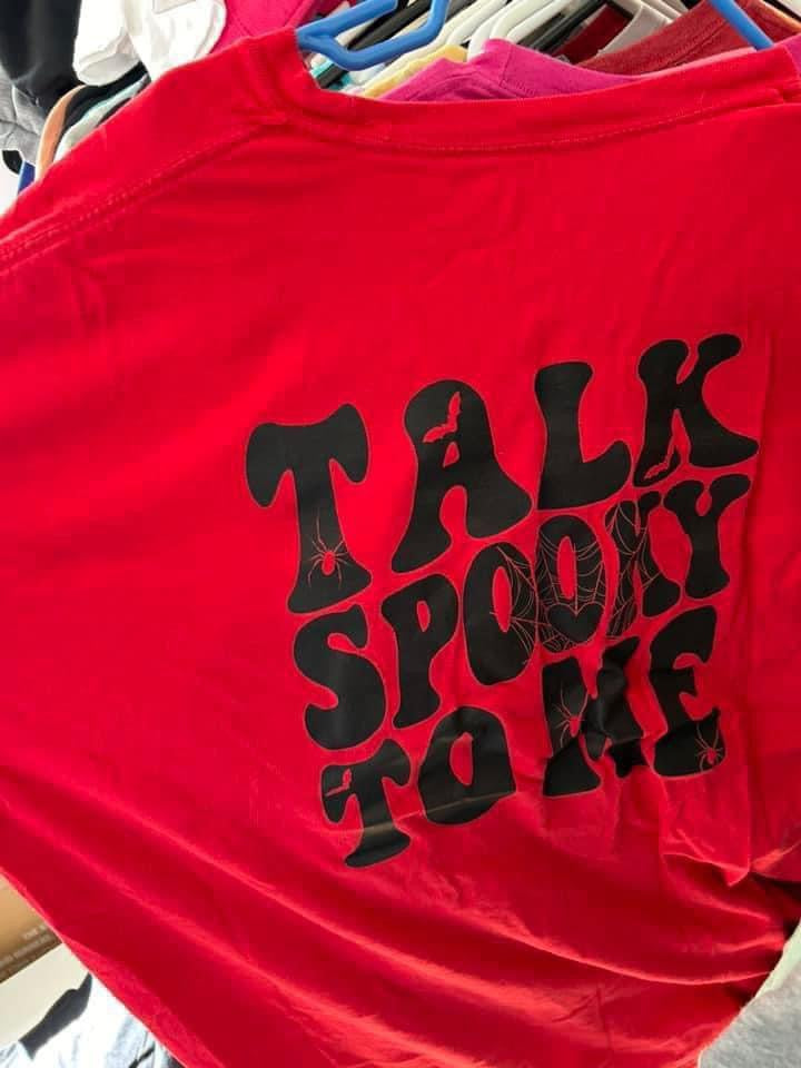 Talk Spooky to me - 2XL